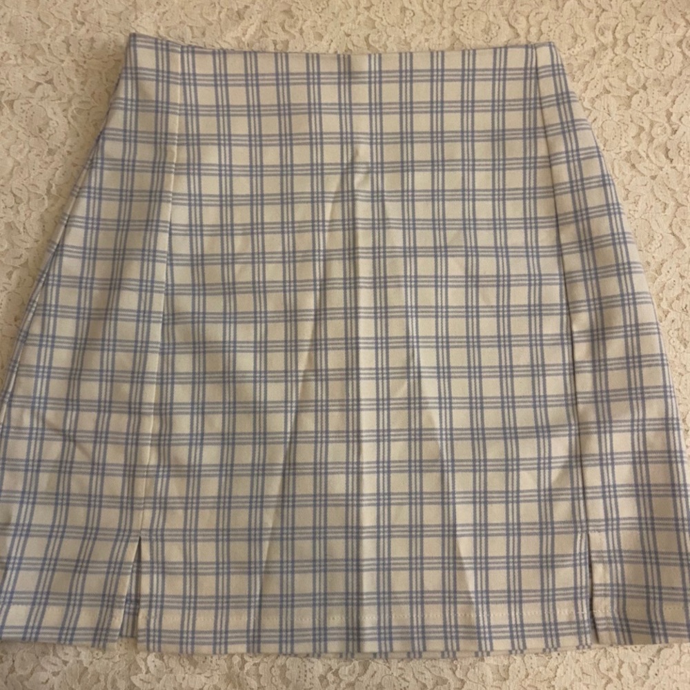 Brandy Melville cara skirt (not on website)